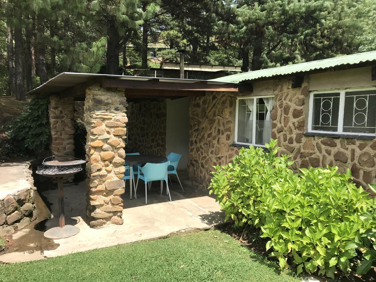 Meadow Lane Country Cottages Underberg Esterno foto