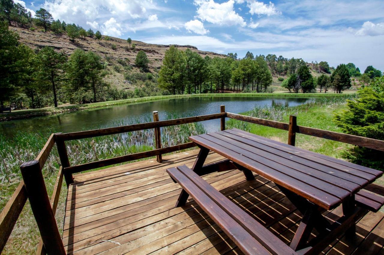 Meadow Lane Country Cottages Underberg Esterno foto